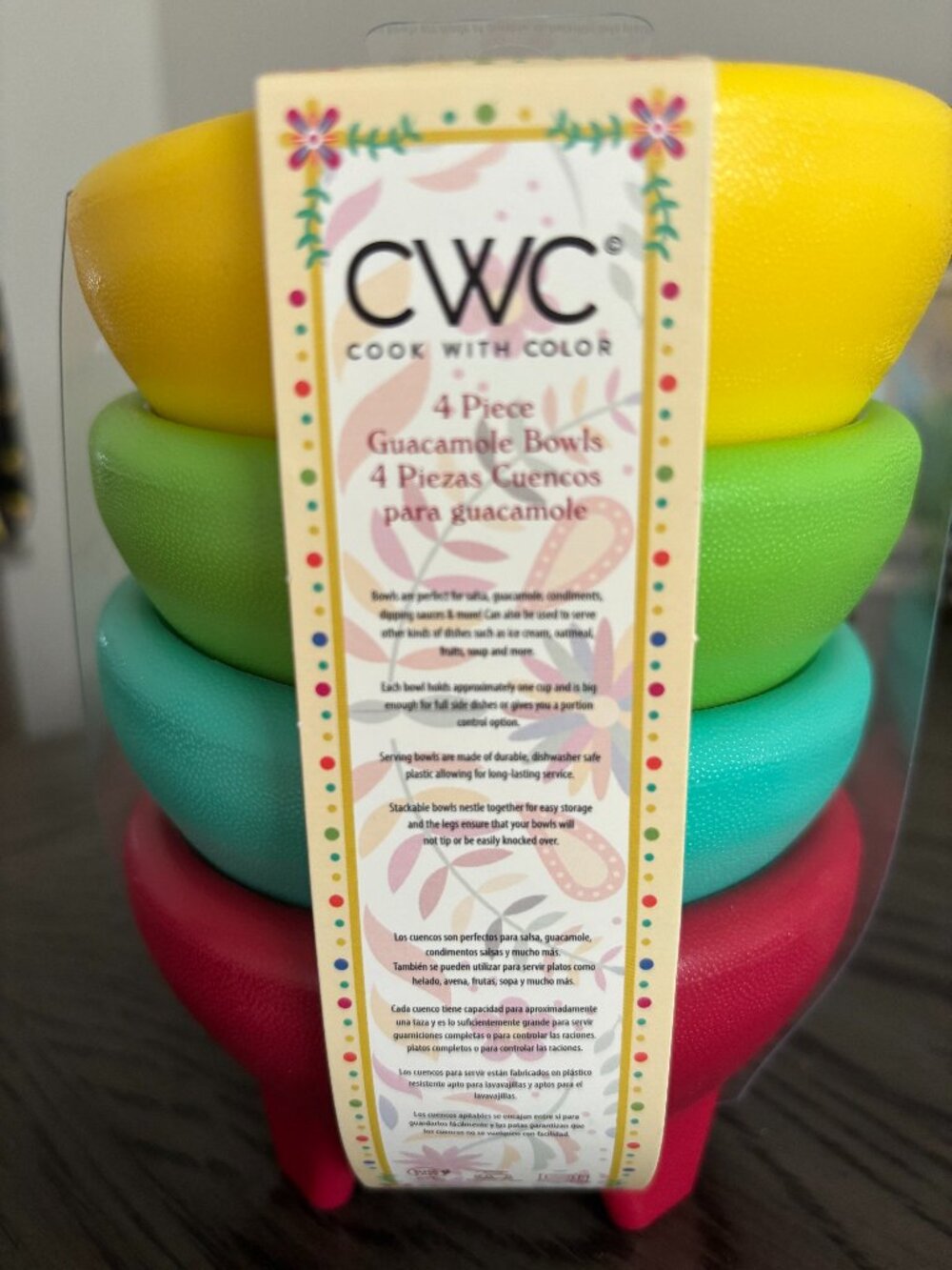 Guacamole bowls 4 PCS  NWT